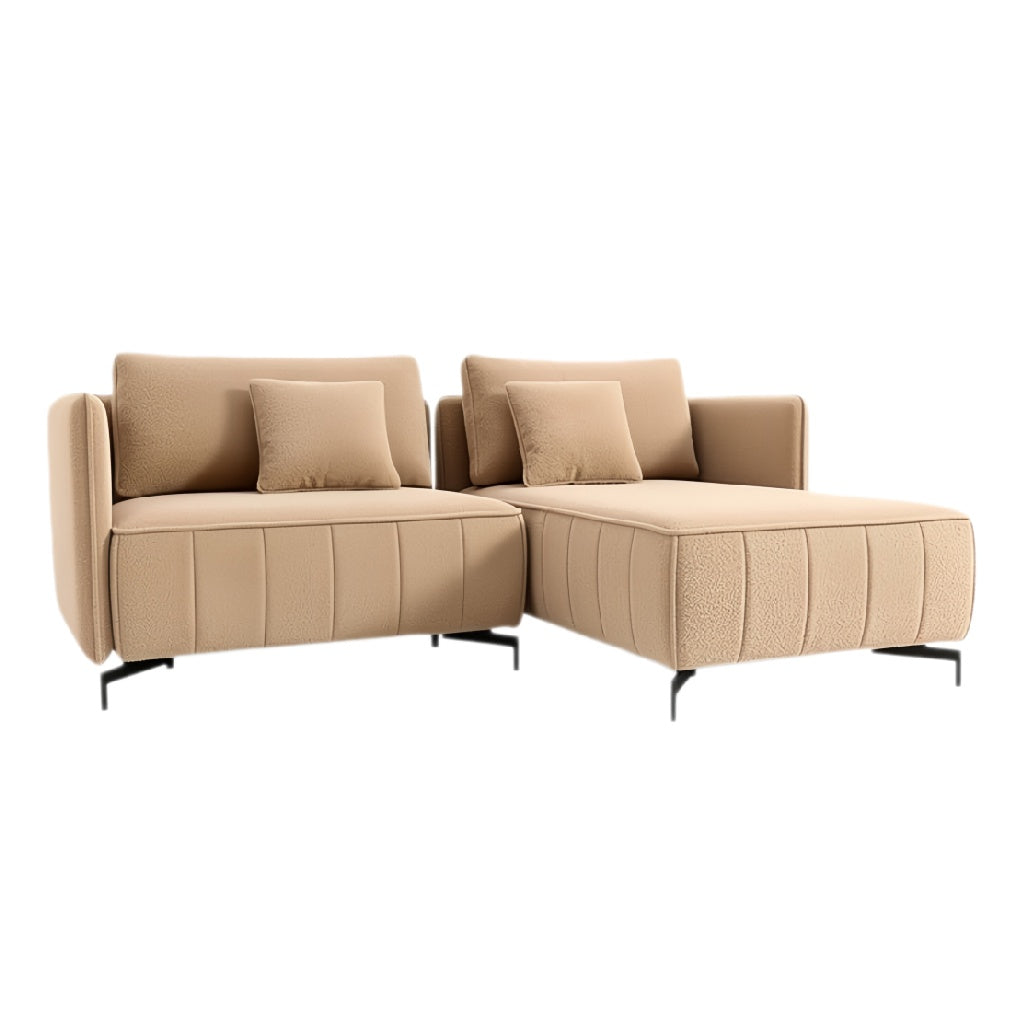 Moderne beige chaise longue met kussens en metalen poten